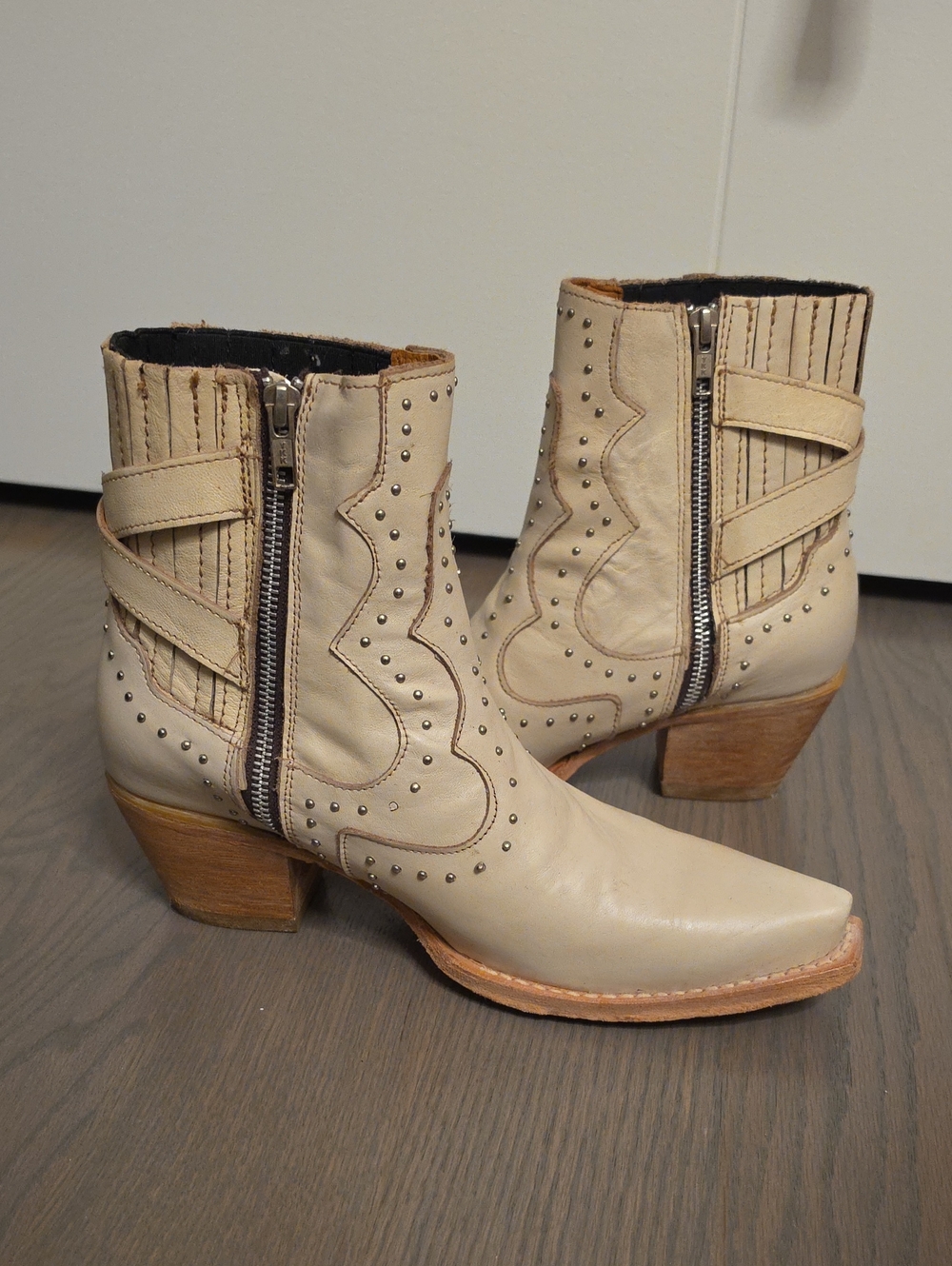 Freebird Morgan Women's Cream Western Ankle Boots - Picture 4 of 8